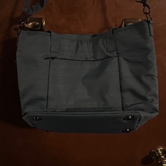 Lug Paddle Carry-All Tote - Picture 2 of 6